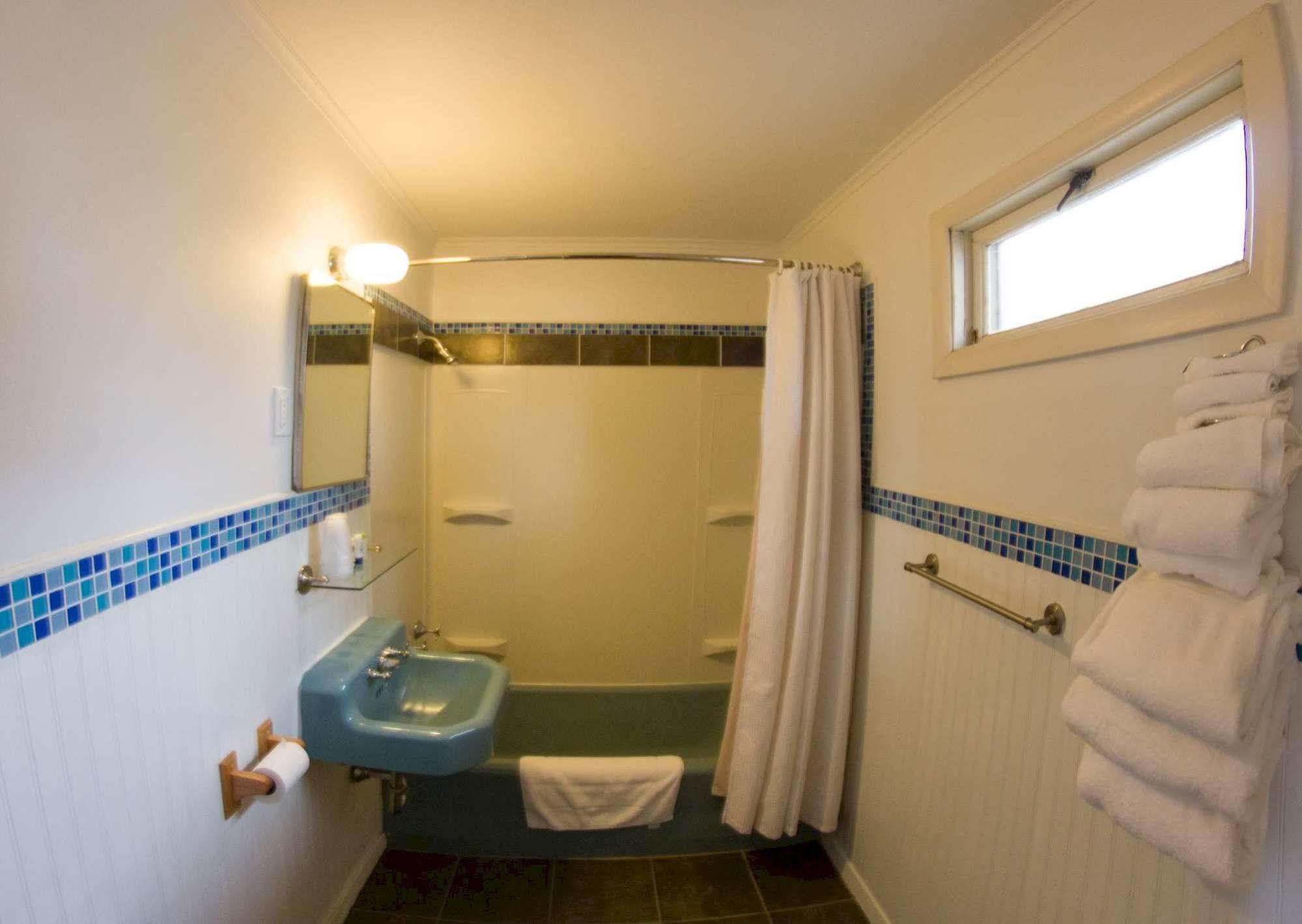 غرب يلوستون Yellowstone Holiday Motel المظهر الخارجي الصورة